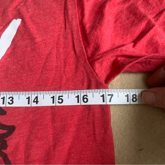 Disney’s The Muppets “party Animal” tee. Small - Picture 3 of 4